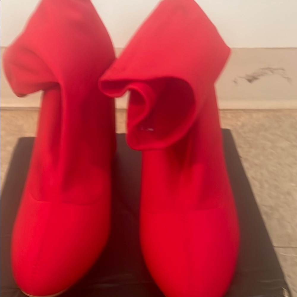 Elegant Red Women's Shoes